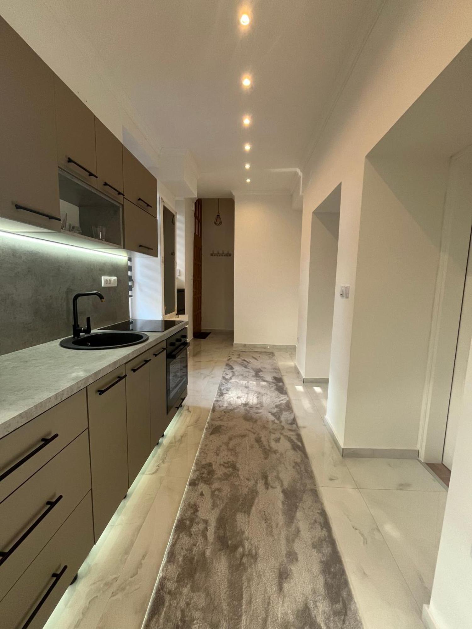 Sarajevo Luxury Apartment - 50 M From Old Sarajevo Clock Tower Exterior photo
