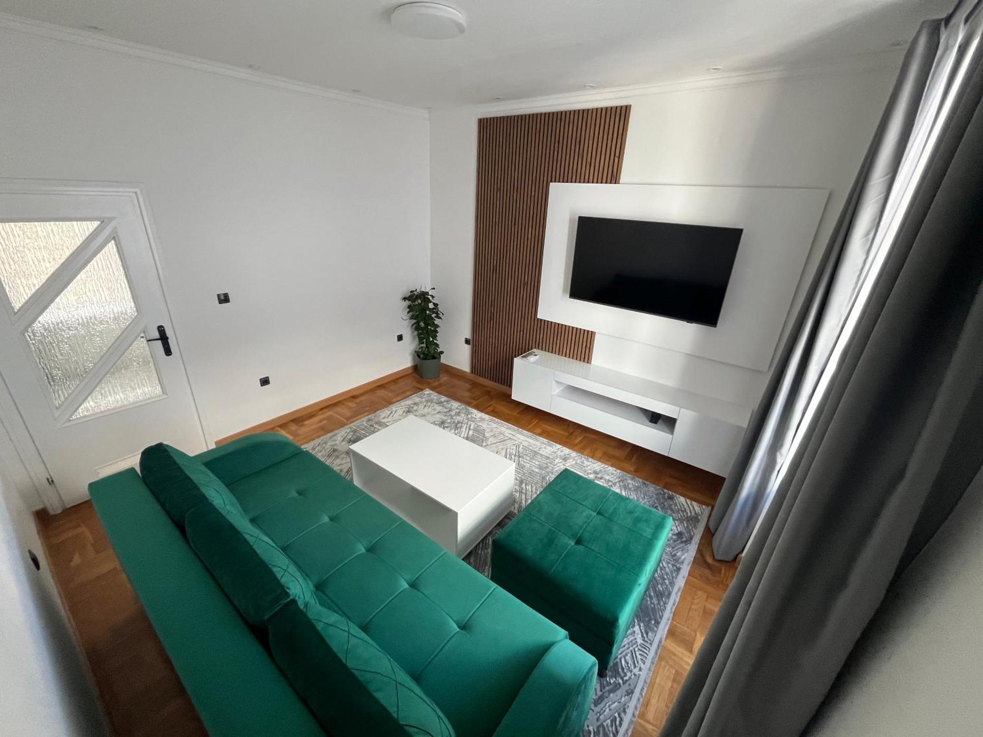 Sarajevo Luxury Apartment - 50 M From Old Sarajevo Clock Tower Exterior photo